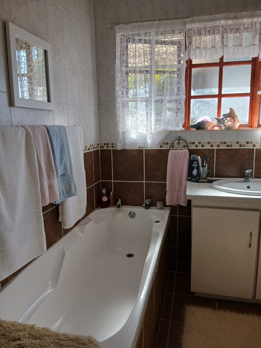 3 Bedroom Property for Sale in Noorsekloof Eastern Cape